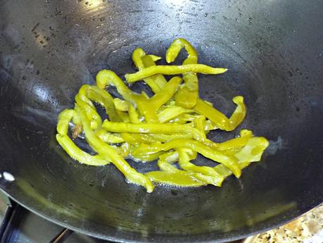 Penne al salmone con peperone verde in agrodolce