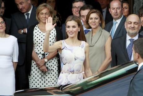 Letizia di Spagna: il successo del primo mese da regina