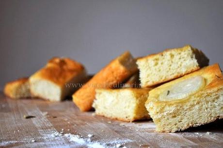 Profumatissima e gustosissima focaccia livornese di ceci