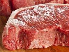 Quanto inquina bistecca? L'impatto ambientale della carne bovina