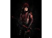 “Arrow primo sguardo Colton Haynes come Arsenal