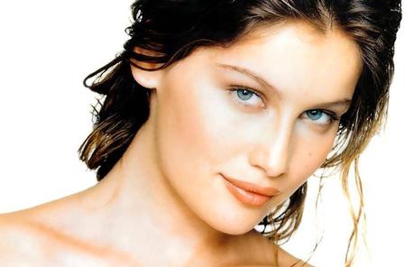 aa Laetitia-Casta-skin-care-pure-beautiful-face