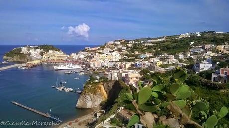 Ponza, l'isola che ammalia