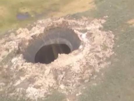 Il misterioso cratere apparso in Siberia