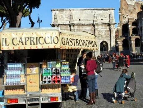 PD = Partito Delinquenti. Cronache dell'orrore dal Campidoglio. Niente più aumenti per i camion-bar, via dal Bilancio le nuove sacrosante tasse per gli ambulanti. E ora si preparano a fare carne di porco anche sui cartelloni