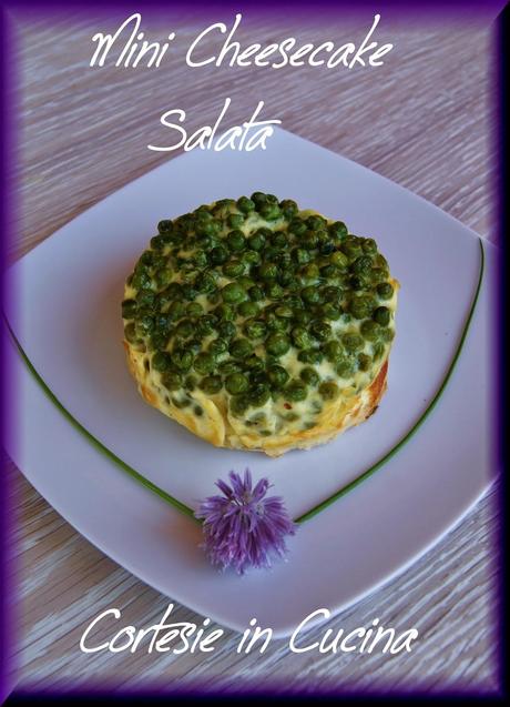 Mini Cheesecake  salata con robiola erba cipollina e piselli