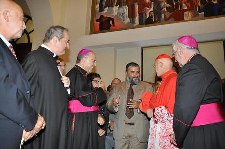 S.E. Mons. Giancarlo Bregantini, vescovo di Campobasso-Bojano, S.E. Mons. Angelo Spina, vescovo di Sulmona-Valva committenti del nuovo ciclo pittorico della Cattedrale di Bojano realizzato dal Maestro Rodolfo Papa.