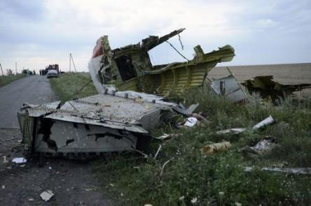 Aereo abbattuto in Ucraina: 298 morti. Tensione Mosca-Kiev