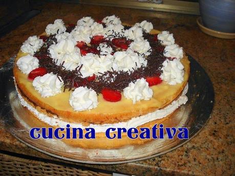 torta semplice fragole e panna