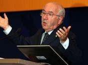 Figc, clamorosa gaffe Tavecchio sulle “banane”. scusa: “Faccio volontariato Africa” (VIDEO)