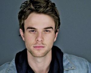 nathaniel_buzolic