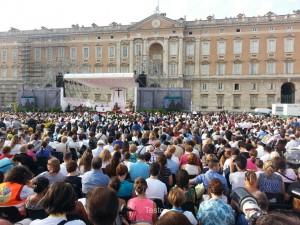 messa papa francesco caserta