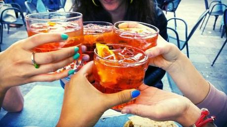 amiche-aperitivo-spritz