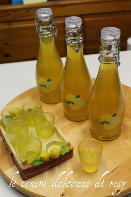 Il limoncello di zia Dina  - quanti ricordi legati a quel profumo di limoni