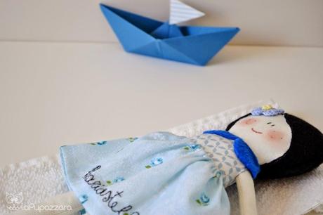 Quest'oggi vi presento la Bambola in Blu, vi confesso che...