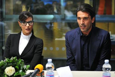 gigi-buffon-e-ilaria-d-amico-in-vacanza-insieme