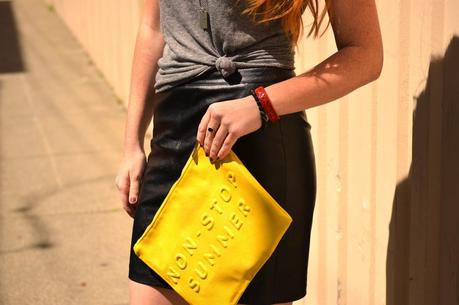 Zara message clutch: borse colorate e divertenti