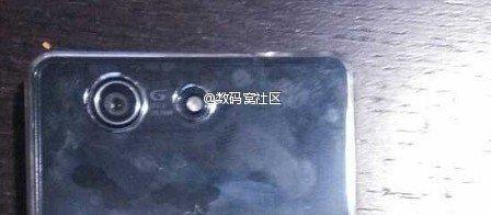 Sony Xperia Z3 Compact 4 Sony Xperia Z3 Compact: ecco le prime immagini leaked smartphone  sony xperia z3 compact sony 