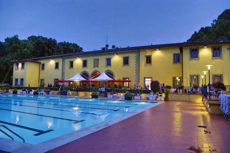 Pool party alle Pavoniere per Mare D'Amare