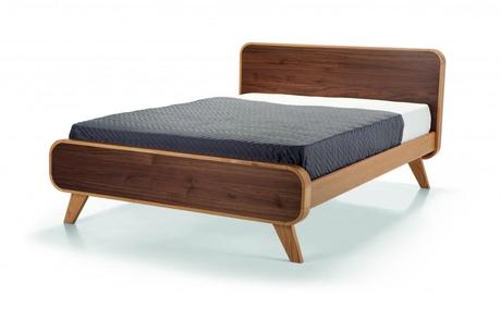 Fonteyn Bed by Steuart Padwich