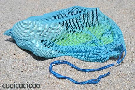 Tutorial: How to make DIY mesh drawstring bags for the beach or pool from old shirts