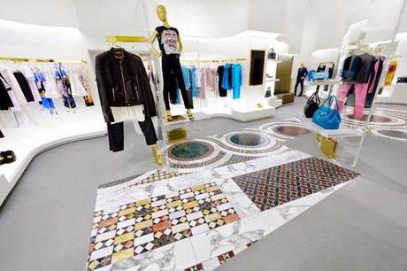 Versace: New Opening, a Mosca