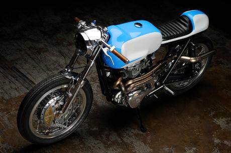 Kawasaki W650 by Revival Cycles