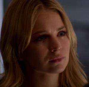 Britt Robertson as Cassie Blake on The Secret Circle S01E14