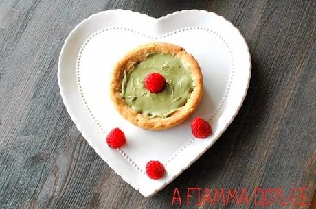 Crostatine lamponi e crema di pistacchi