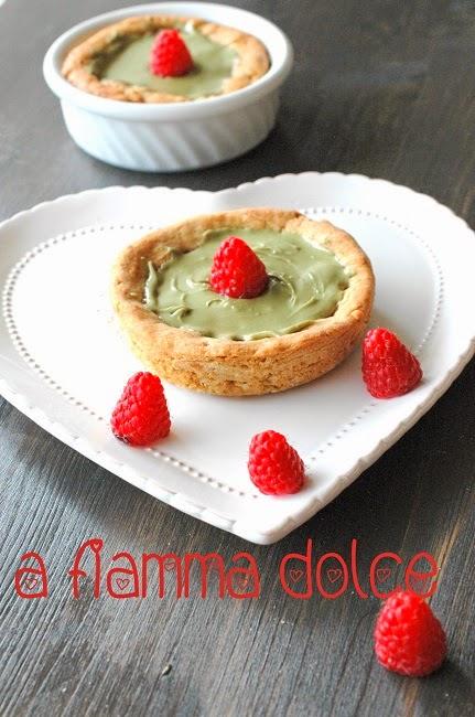 Crostatine pistacchio e lamponi