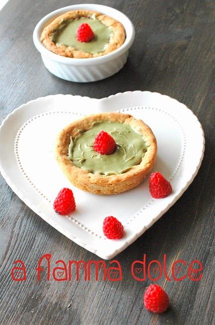 Crostatine lamponi e crema di pistacchi