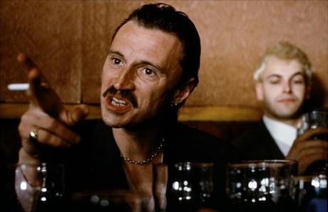 R. Carlyle (Begbie) e J. Lee Miller (Sick Boy)