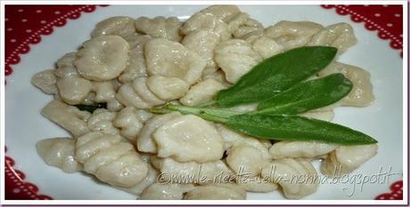 Gnocchi di ricotta burro e salvia (11)