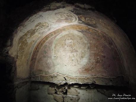 Degustazione in notturna alle catacombe di San Gennaro con Yelp