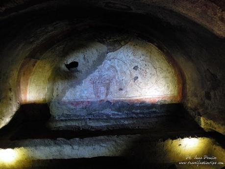 Degustazione in notturna alle catacombe di San Gennaro con Yelp