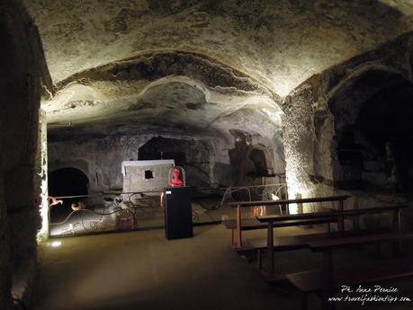 Degustazione in notturna alle catacombe di San Gennaro con Yelp