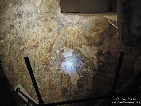 Degustazione in notturna alle catacombe di San Gennaro con Yelp
