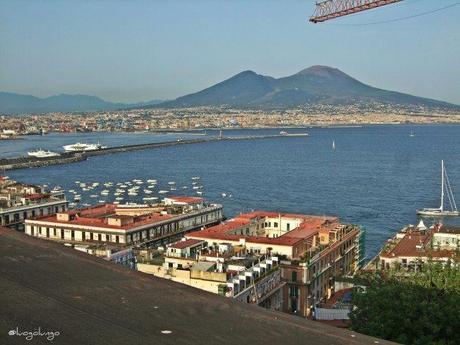 Panorama Napoli_rampe Pizzofalcone_luogolungo