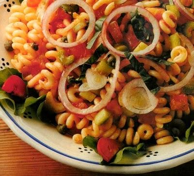 Insalata di pasta con rucola