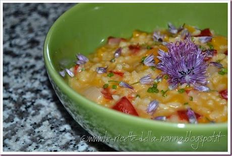 Risotto vegan fiorito con erba cipollina e peperoni (13)