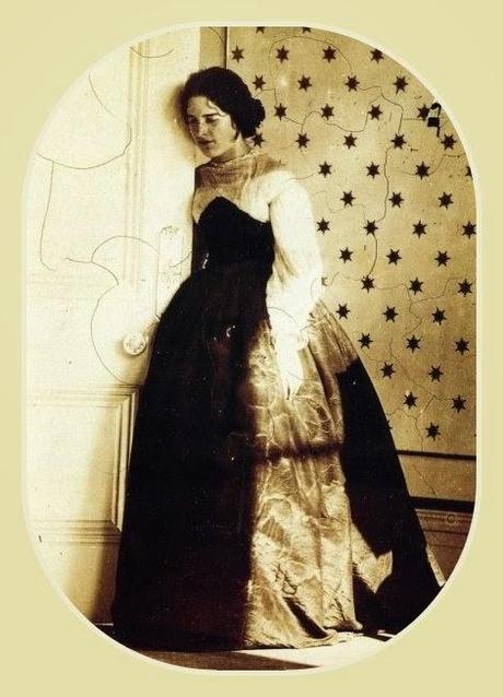 Lady Clementina Hawarden, the first fashion photographer in history.