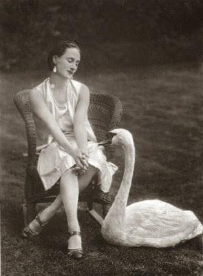 Anna Pavlova and her pet swan Jack.