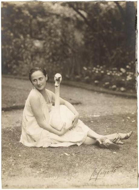 Anna Pavlova and her pet swan Jack.