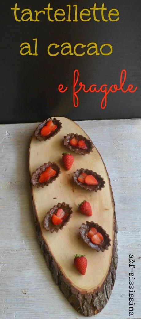 tartellette al cacao con fragole