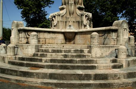 Fontana delle anfore 3