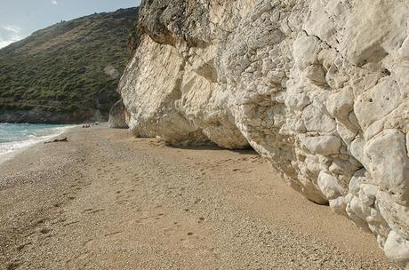 Albania 19: Spiagge e divise