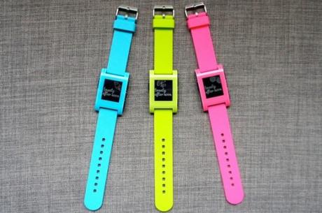  Pebble in tre nuove colorazioni Limited Edition accessori  Smarwatch pebble accessori 