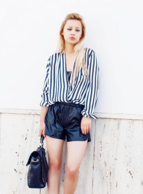 blusa asimmetrica righe outfit estate fashion blogger legs  Teresa Morone theFashiondiet petite 