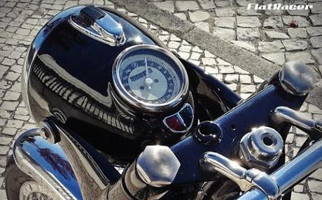 Mancha Negra Flatracer