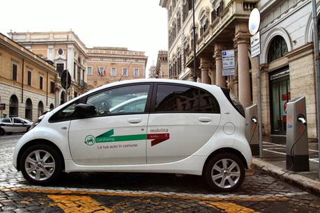 La storia del car-sharing a Roma. Criticità e opportunità. Ripubblichiamo un bell'articolo uscito su  Noise From Amerika